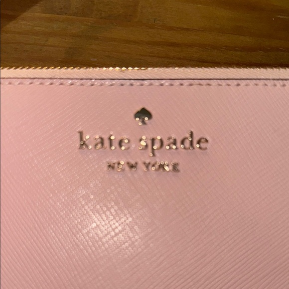 Kate spade pink wristlet - Picture 2 of 6